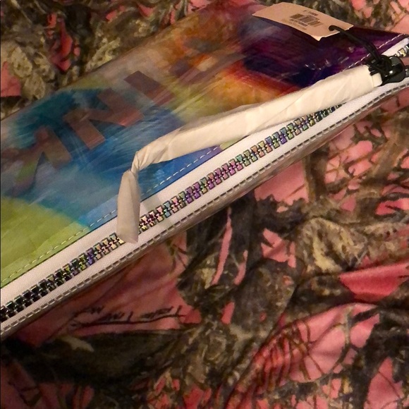 Makeup bag - Picture 3 of 3